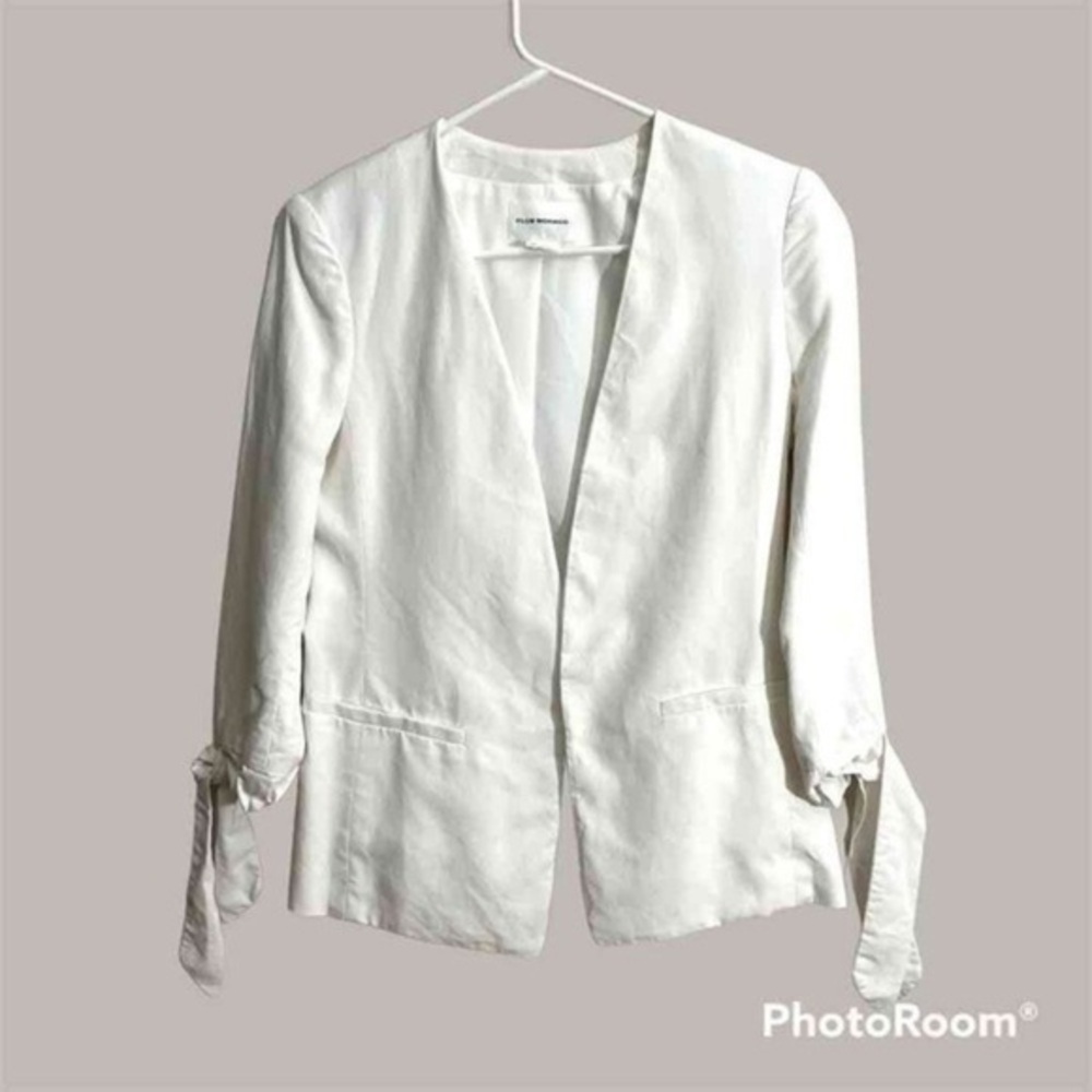 Club Monaco White Open-Front Blazer with Tie Cuffs